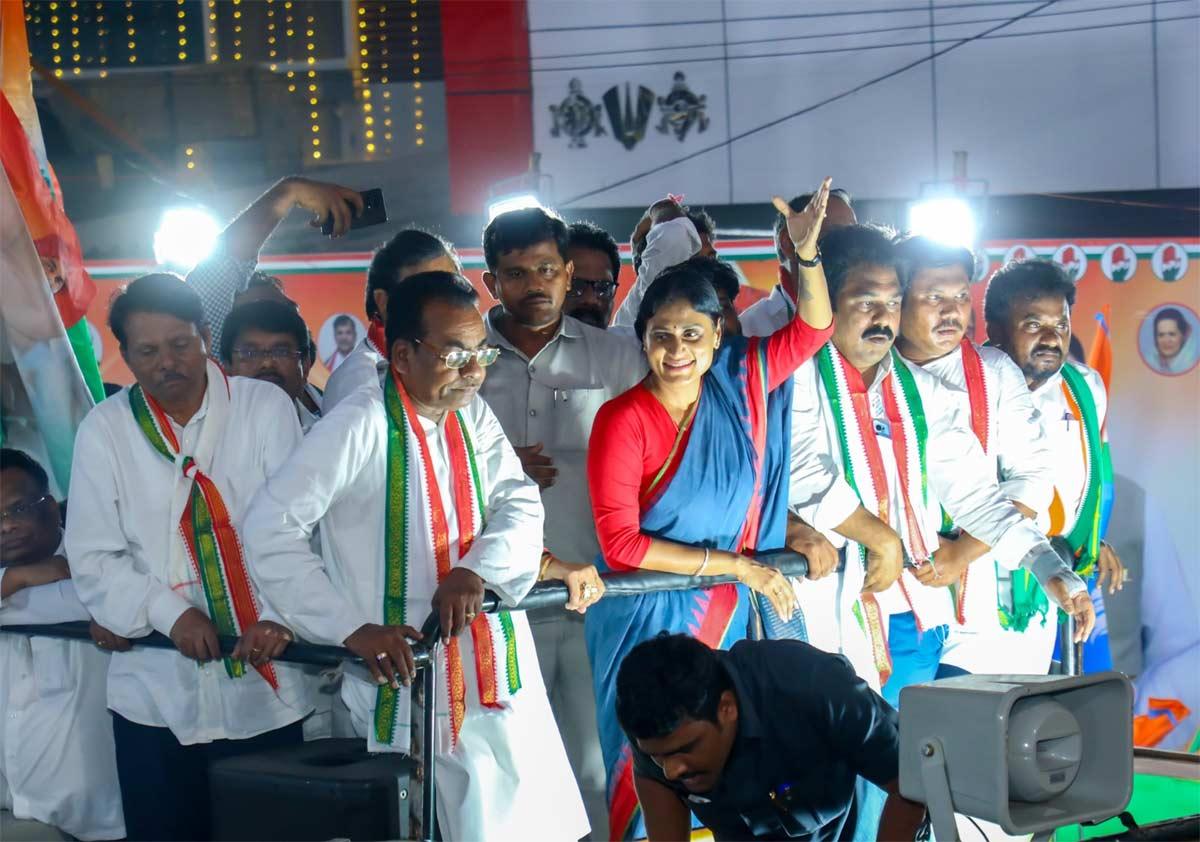 Sharmila has to accept Guts..!
