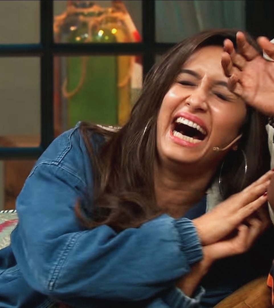 Shraddha Kapoor Fans ANGRY Over Dinesh Vijan 