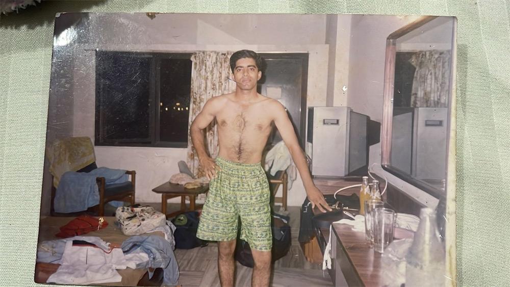 Shrikanth Iyyangar 30 Years Ago Photo goes Viral