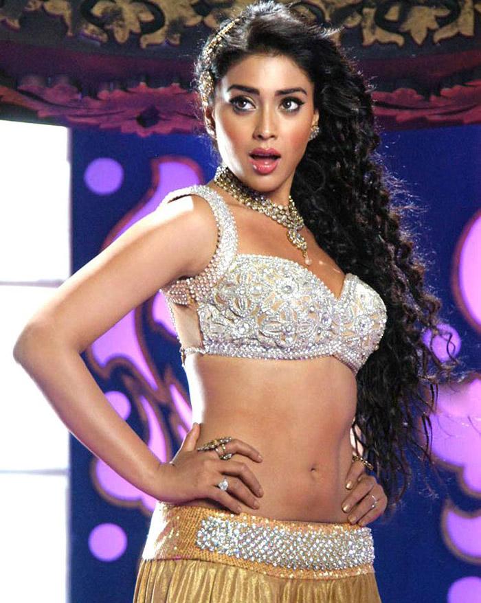 Shriya For Nakshatram Item Song