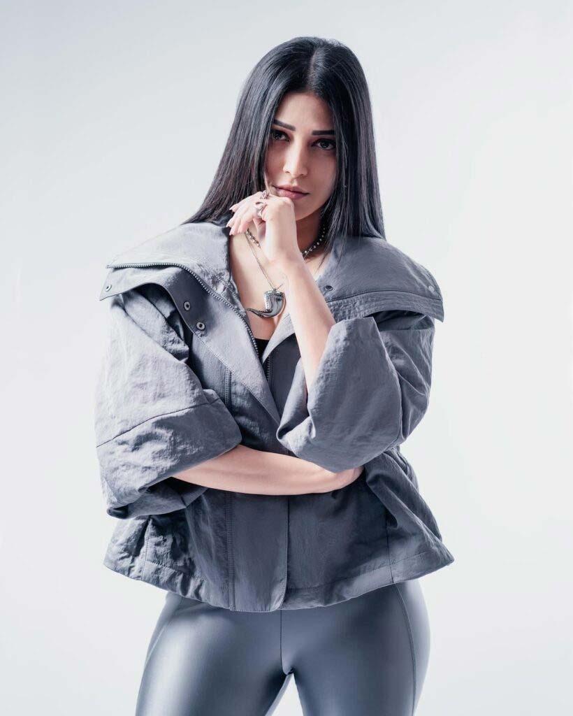 Shruti Haasan Latest Clicks