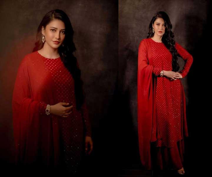 Shruti Haasan Stunning look