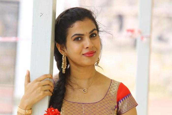 Singer wants Vijay Deverakonda 