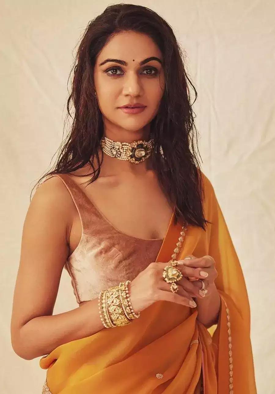 Sneha Reddy latest yoga video viral