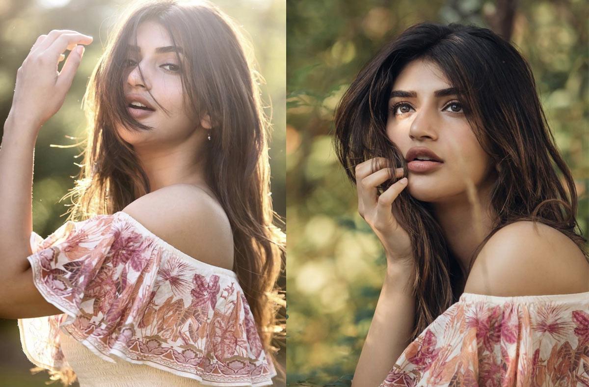 Sreeleela beautiful looks viral