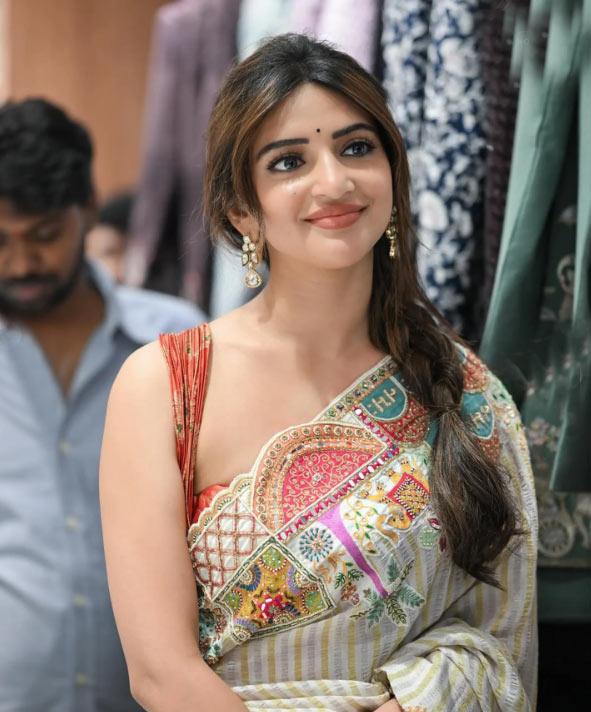 Sreeleela Inaugurates RS Brothers Shopping Mall