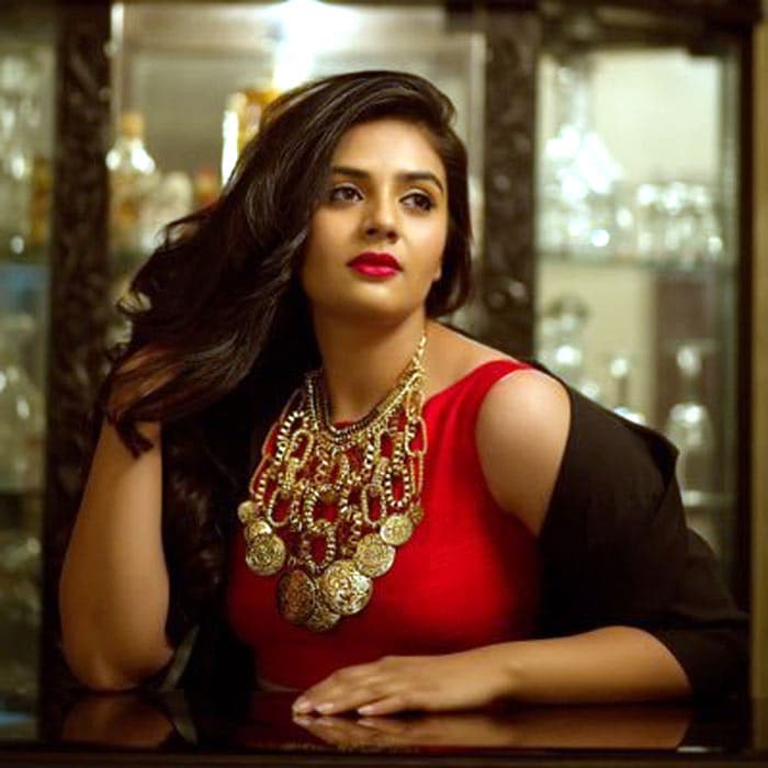 Sreemukhi About Jr NTR Bigg Boss Show