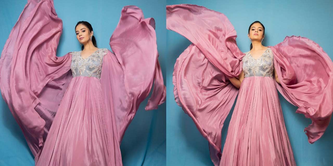 Sreemukhi sparkles in a pink dress