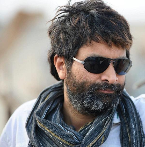 Star Director also waiting for a movie..