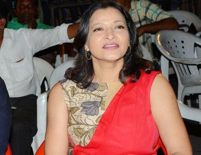 Story Ready For Pawan, Says Manjula