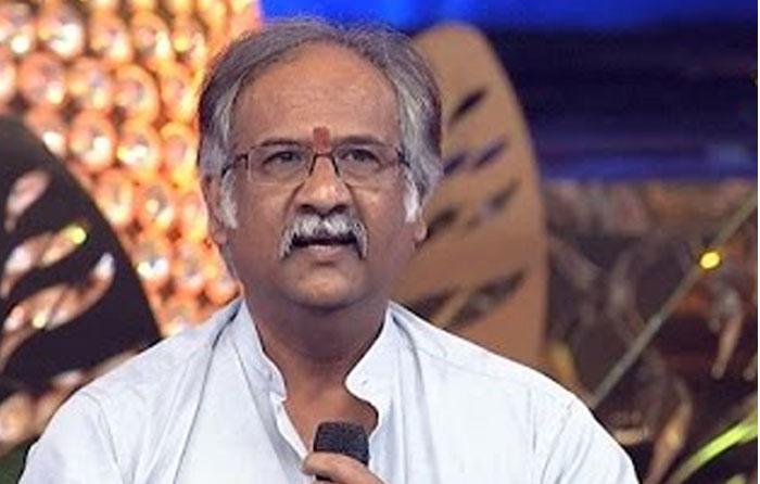 Subhalekha Sudhakar About Amitabh Bachchan