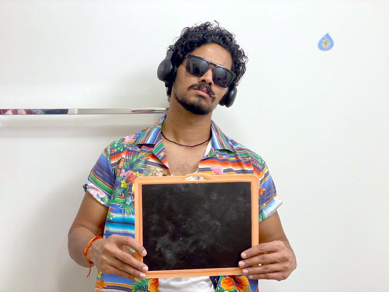 Sudhakar Komakula as hero 'Reset'