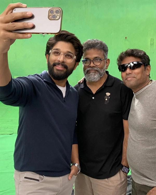 Sukumar to direct Allu Arjun for AD