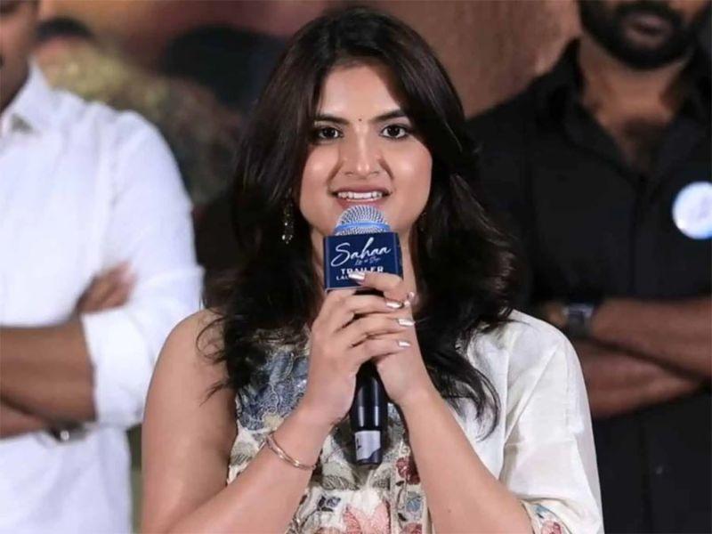 Sahaa heroine Swetha challenge to the audience