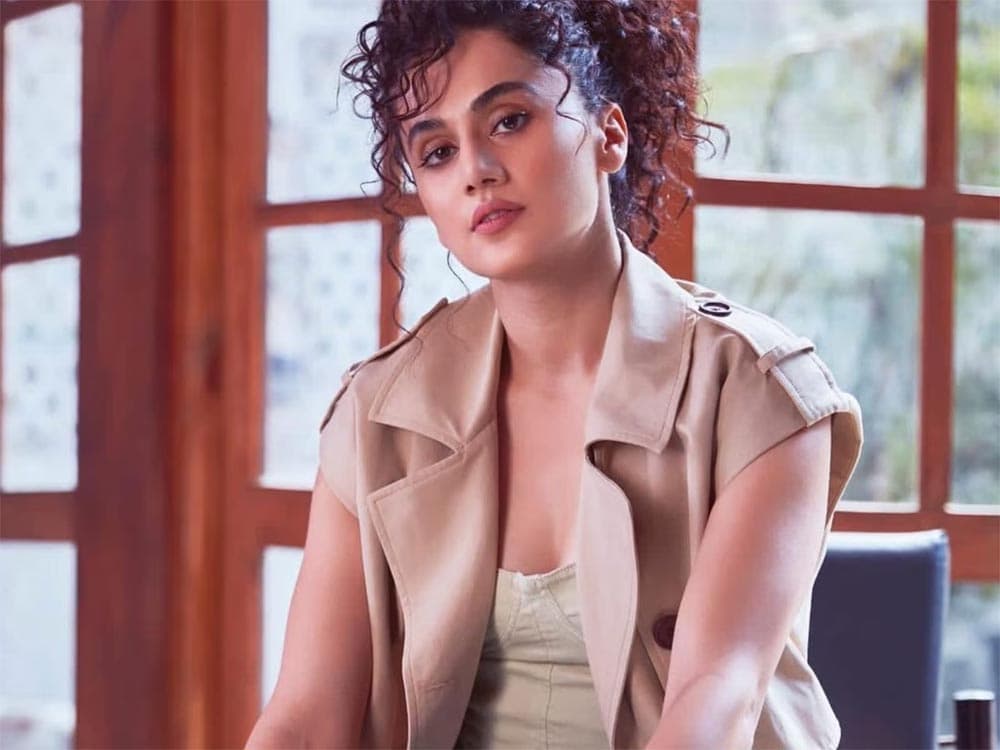 Taapsee comments on South Indian Film Industry