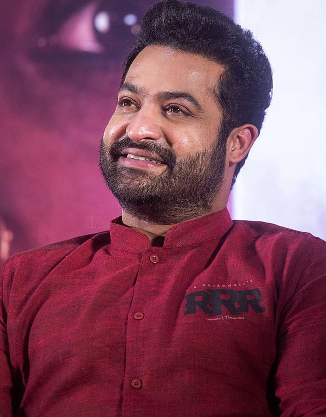 Tarak first phone call in an emergency