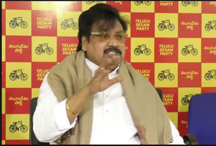 Tdp leader Varla Ramayya Slams Pawan Kalyan 