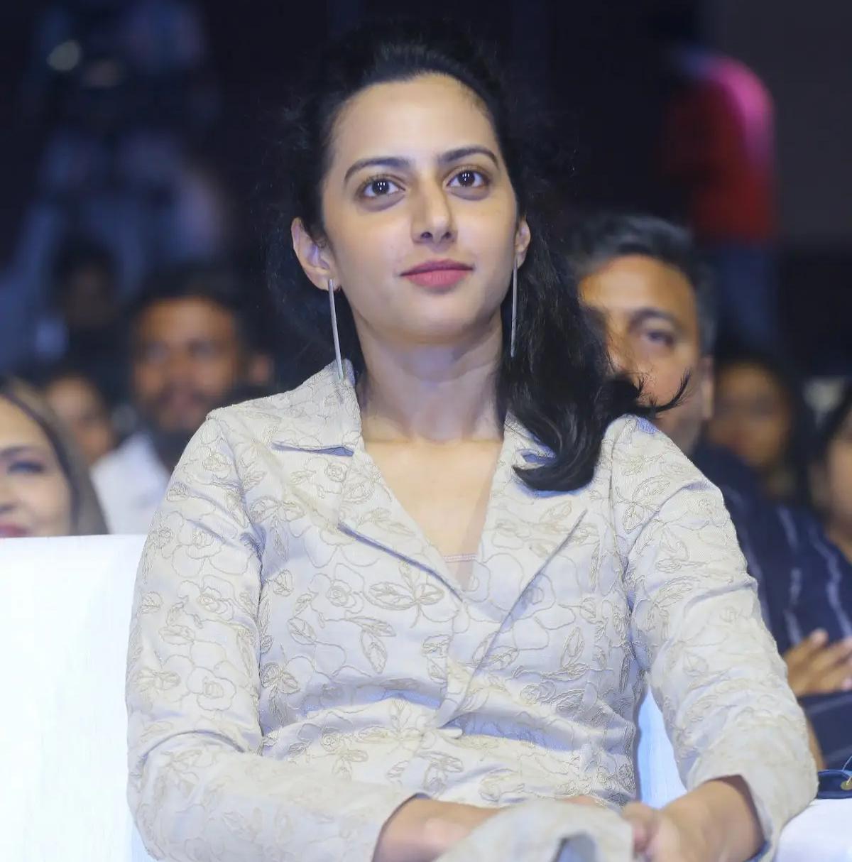 Tejaswini to Make On-Screen Debut