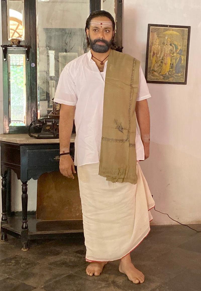 Aditya Om Plays A Temple Priest In Dahnam