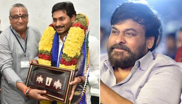 Thirty Years Prudhvi Manges Ys Jagan-Megafamily!