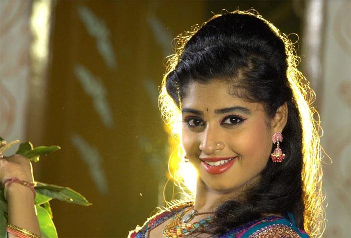 Tholubommala Sitralu Productions no 1 Movie details