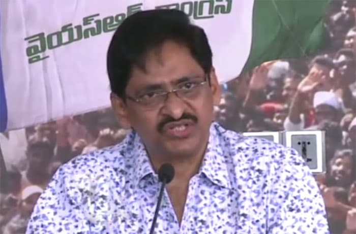Tollywood Reddy Director Praises YS Jagan