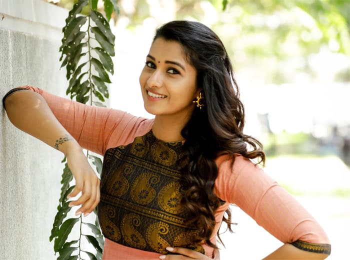 Top Anchor In Manoj Aham brahmasmi Movie!