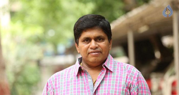 Trivikram praises comedian Raghu