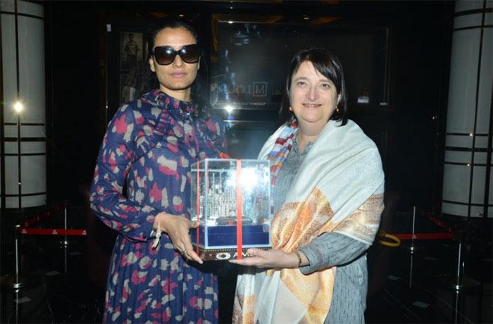US Consulate General Katherine B Hadda Praises Namrata and Mahesh
