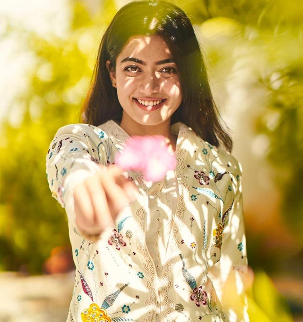 Valentines Day: Rashmika shares an adorable video