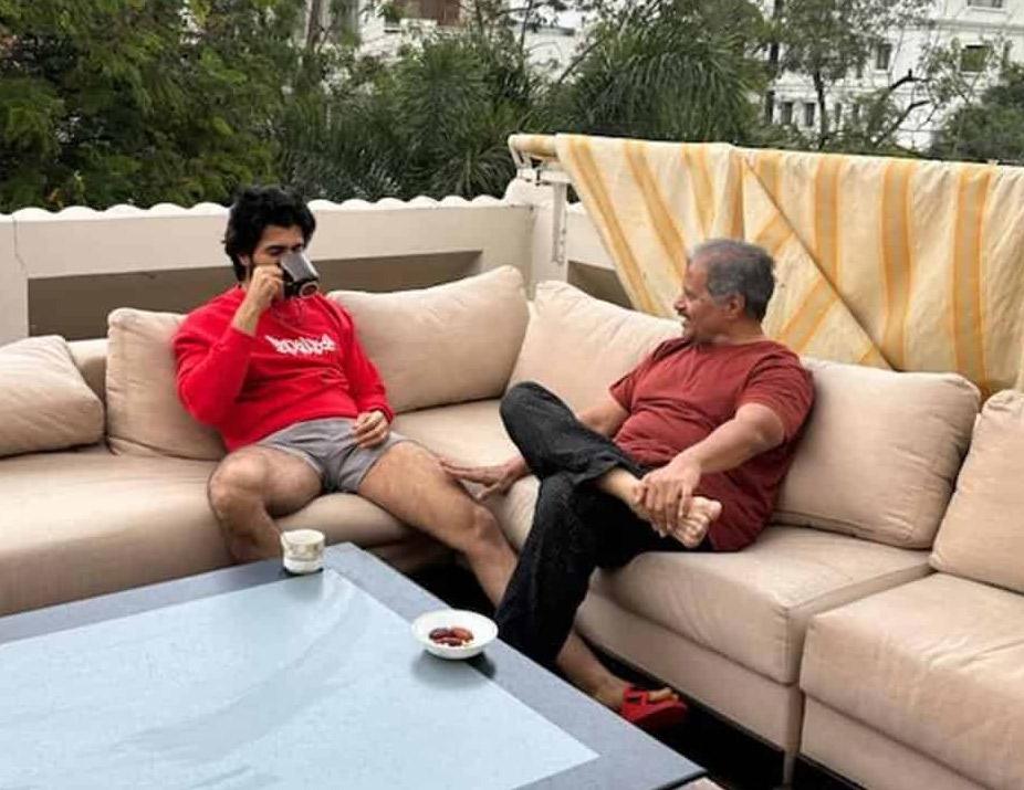 VD Father Counter To Producer