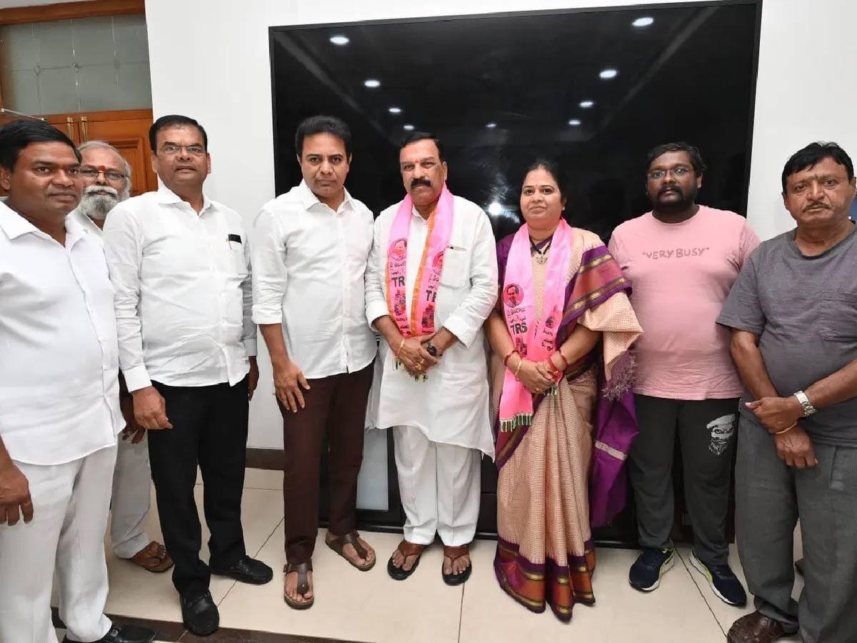 Venkat Reddy big shock to BJP