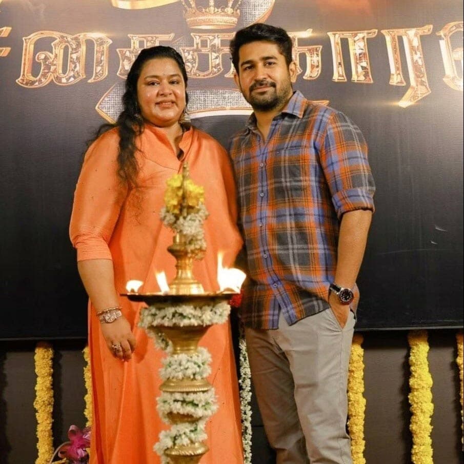 Vijay Antony Wife Emotional Tweet