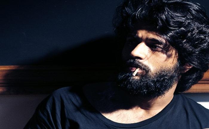 Vijay Devarakonda behavior at Channel Interview