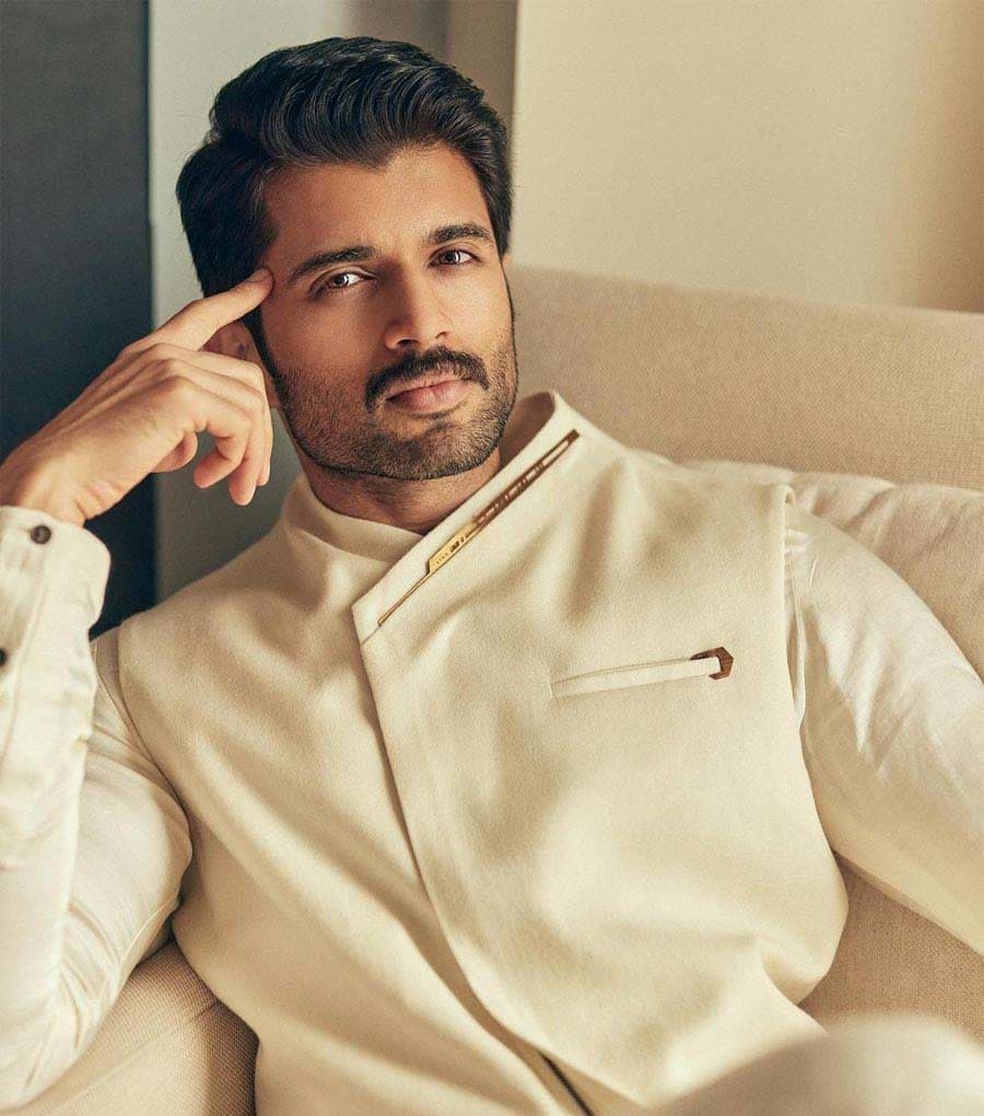 Vijay Devarakonda comments on marriage are viral