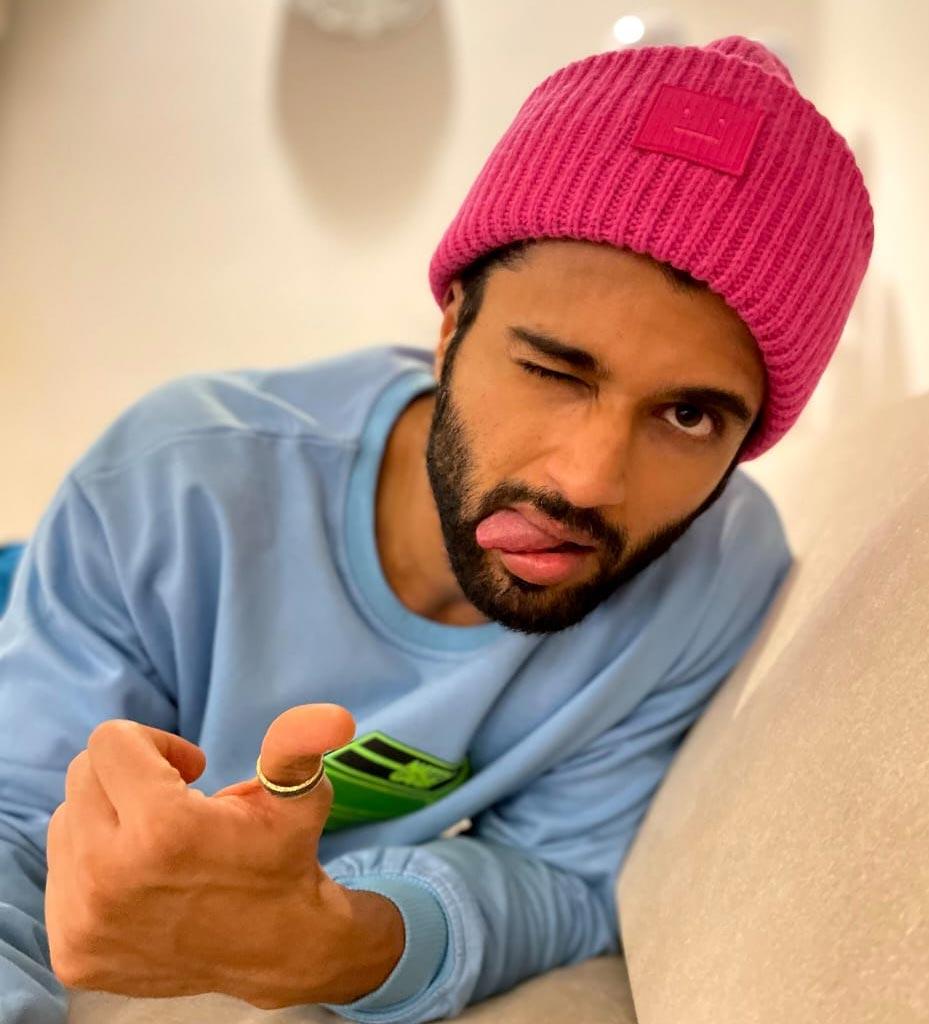 Vijay Devarakonda interacts with his fans