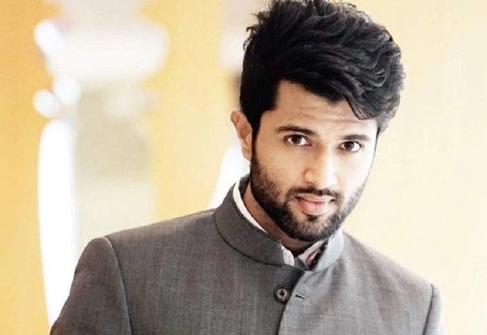 Vijay Devarakonda to do Movie with Nandini Reddy Soon