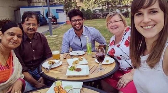 Vijay Deverakonda and Virgini Photo viral in Social Media