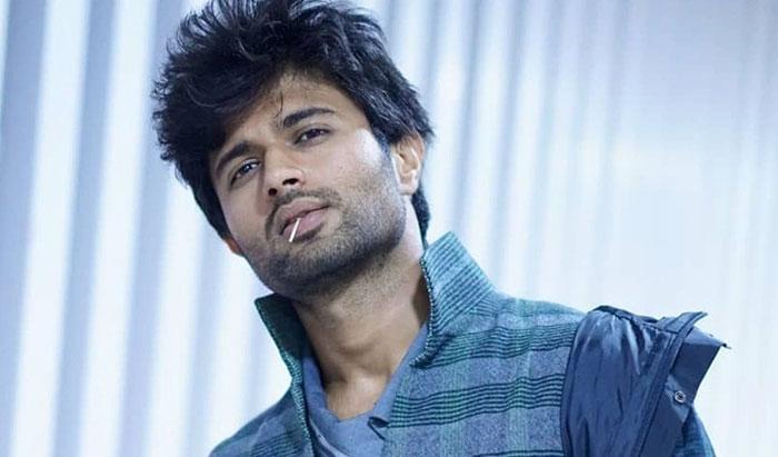 Vijay Deverakonda Committed his Next Film 