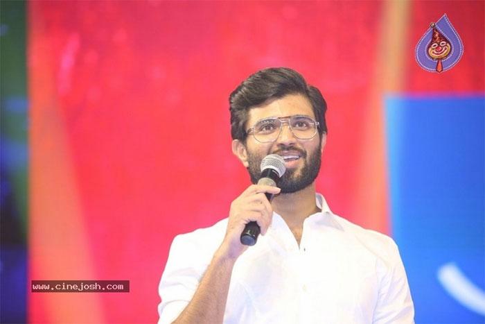 Vijay Deverakonda's reaction on Trolling videos