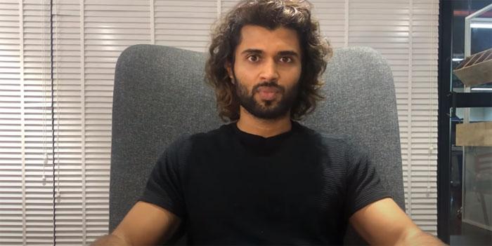 Vijay Deverakonda Serious on Websites Fake News 