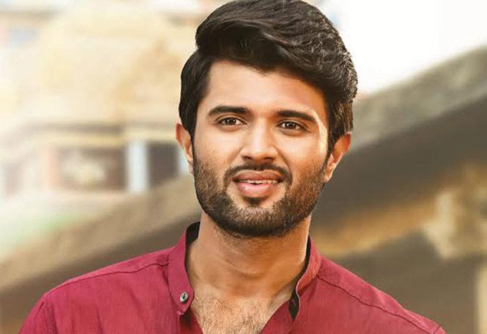 Vijay Deverakonda waiting for Kabir Singh