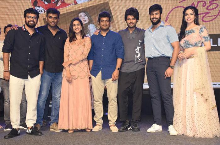 Vijay Deverakonda Wishes to Suryakantham Team
