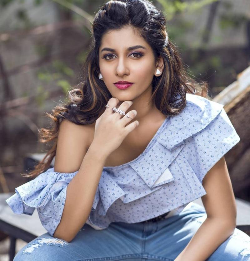 Vishnu Priya is open about marriage