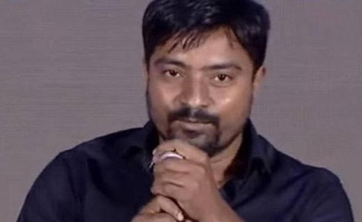 Warangal Srinu grabs Check Nizam rights