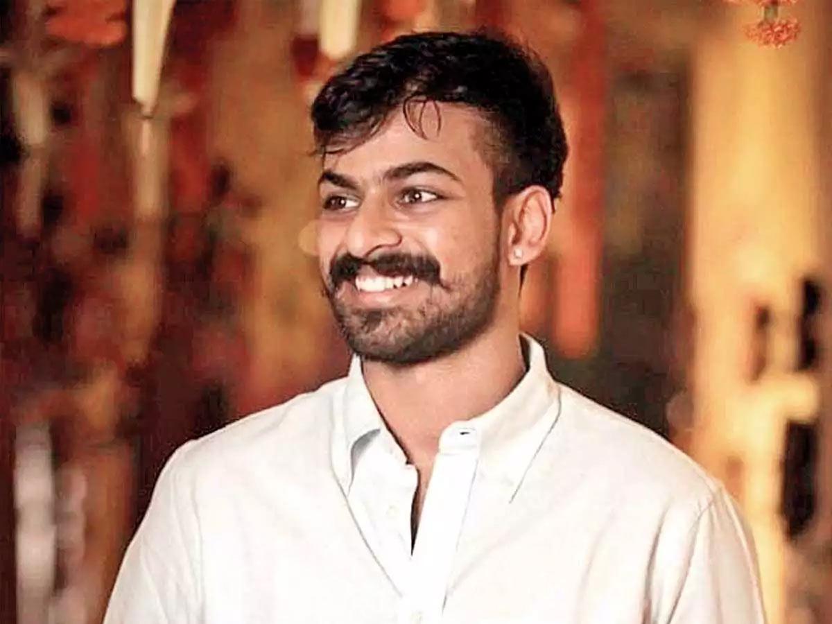 Who is Vaishnav Tej favorite hero?