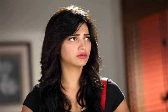 Why Shruti Hasan Gave Up Sanghamitra?!