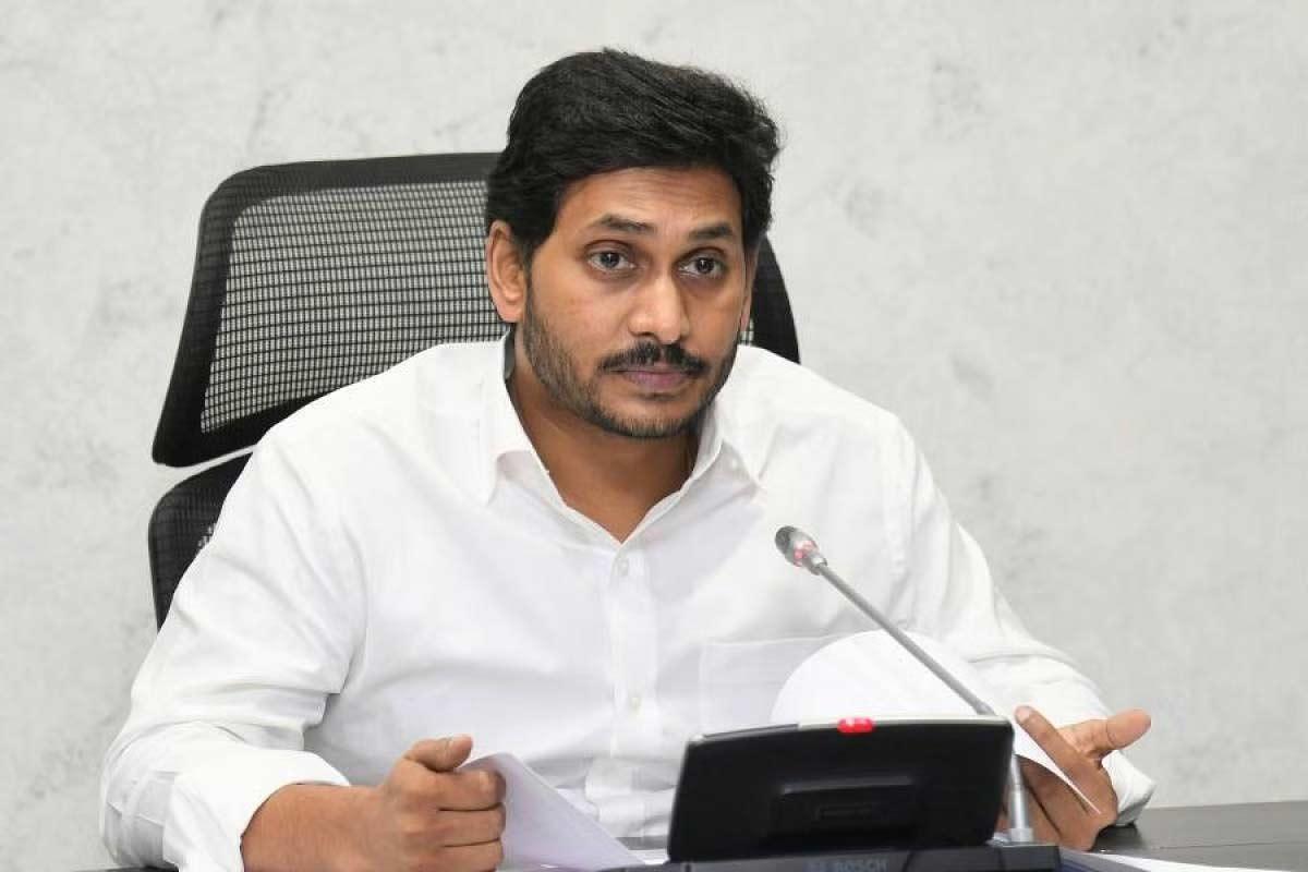 Wickets dhamal in YSRCP..