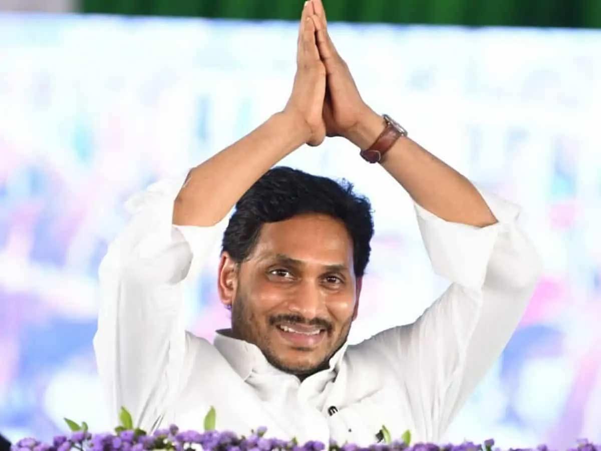 YS Jagan oath.. Vizag house full!