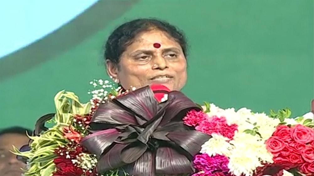 YS Vijayamma Announces Resignation As Party President!